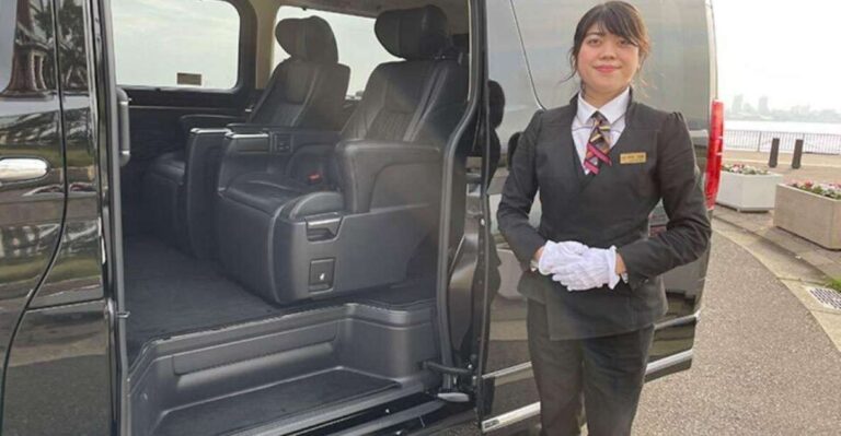 Asahikawa Airport To/From Biei Town Private Transfer