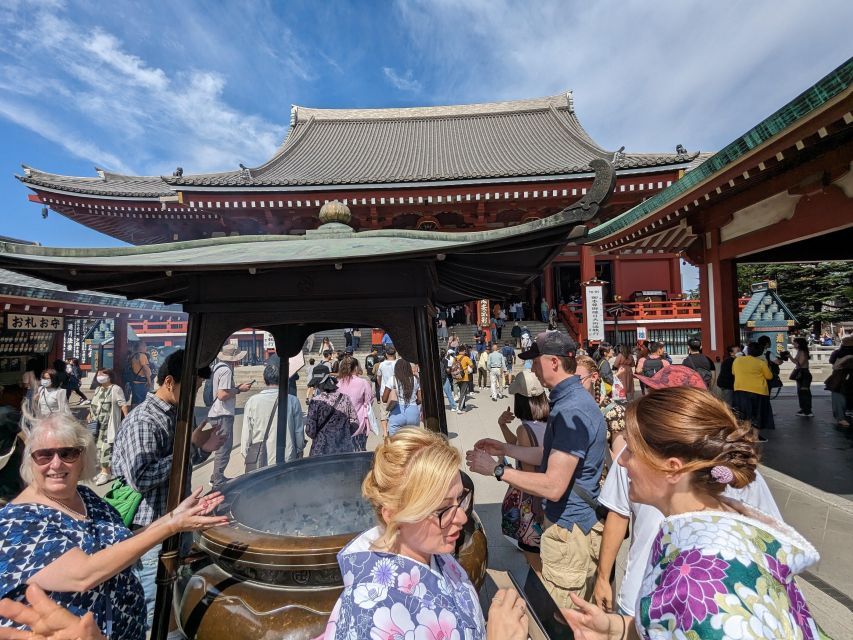 Best Walks Tokyo: Shinjuku, Harajuku and Asakusa - Highlights of Each District