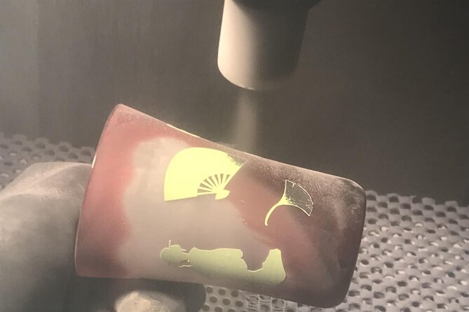 Create Your Glass Artwork With Japanese Motifs in Tokyo