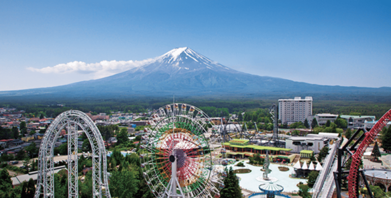 Fuji-Q Highland Amusement Park: 1 Day Private Tour by Car