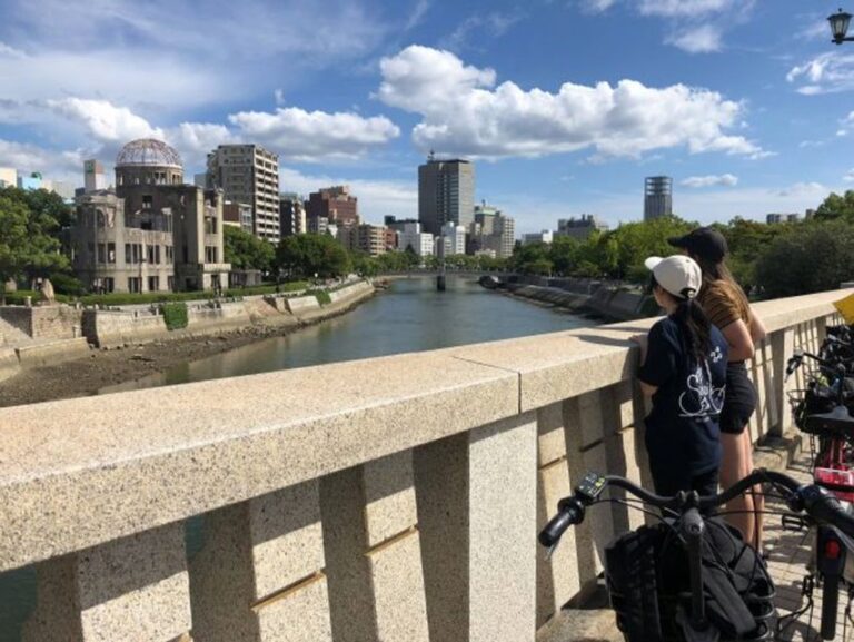 Hiroshima: City Reconstruction History E-Bike Tour
