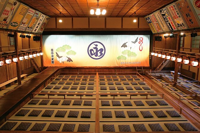 Izushi Eirakukan’ Kimono Photo Session Local Tour & Guide