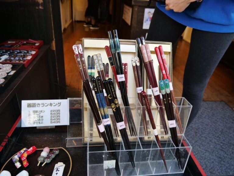 Kamakura Historical Hiking Tour With the Great Buddha