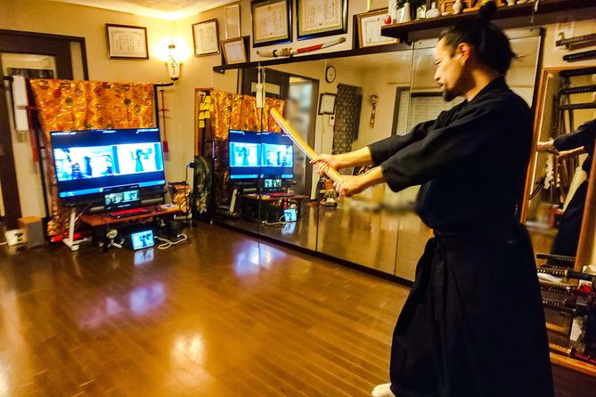 Learn and Train With Samurai in Tokyo [Online]