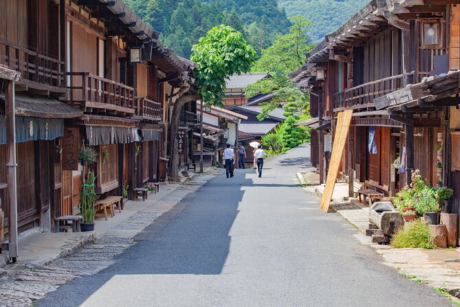 Magome & Tsumago Nakasendo Trail Day Hike With Government-Licensed Guide