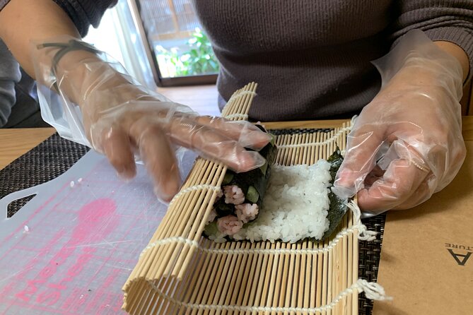 Private Adorable Sushi Roll Art Class in Kyoto