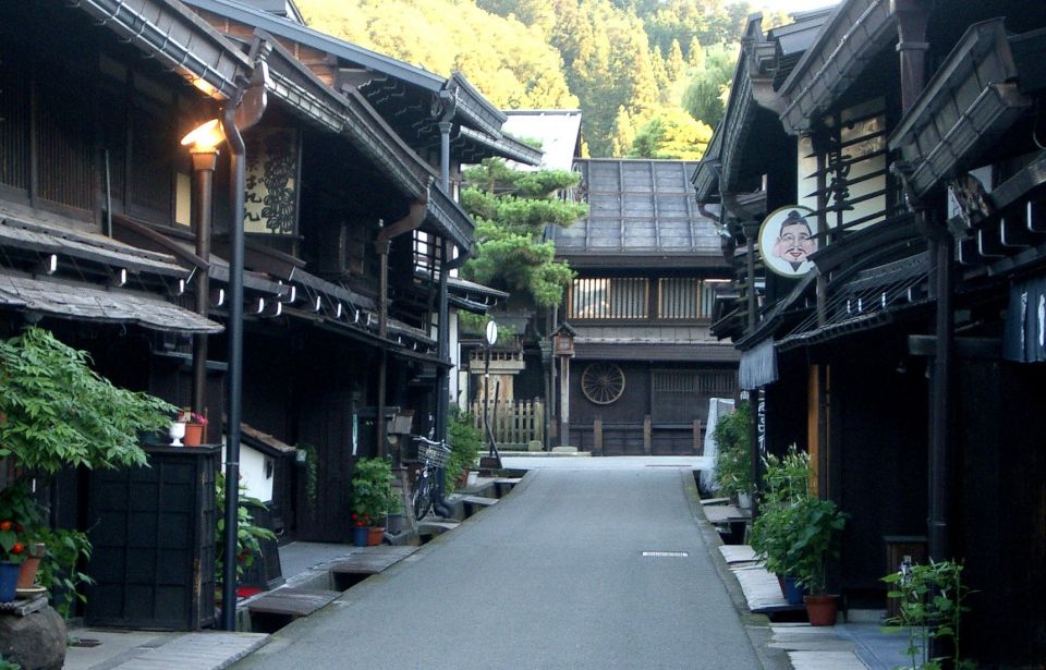 Takayama: Private Walking Tour With a Local Guide - Tour Details