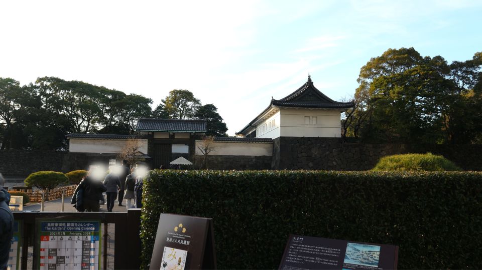 Tokyo Around Imperial Palace Area to Hie Shrine Walking Tour - Tour Details