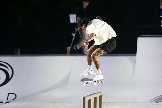 World Skateboarding Tour Tokyo Street  Championship Package