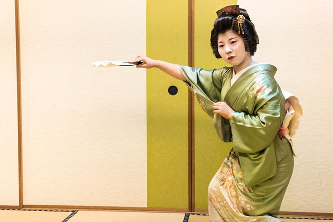 Authentic Geisha Performance With Kaiseki Dinner in Tokyo - Entertainment and Activities