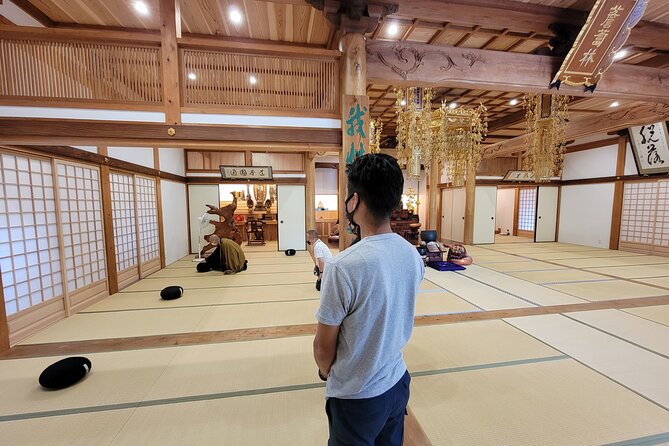 Experience Zen Meditation or Sutra Copying, and Enjoy Vegetarian Food With a Monk - Duration of the Experience
