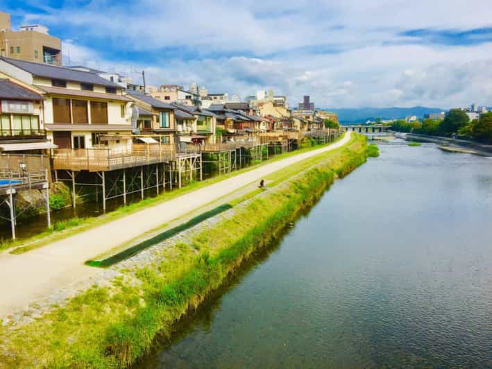 Kyoto: Half-Day Private Guided Tour to the Old Town of Gion - Itinerary