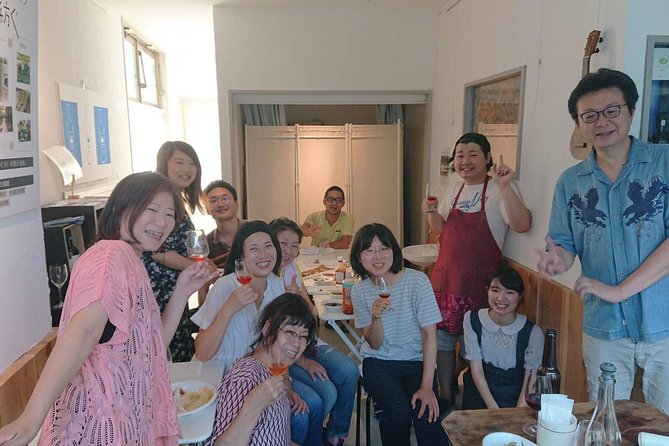 Local HAMA-WINE and Sushi Making Workshop - Hands-on Sushi Making