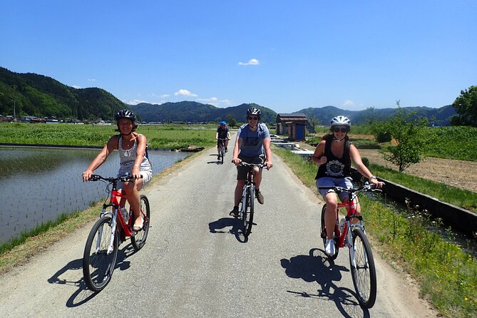 Private 2.5h Bike Tour in Hida - Cancellation Policy