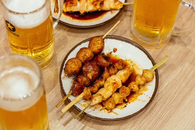 The 10 Tastings of Tokyo With Locals: Private Street Food Tour - Tasting the Freshness of Tsukiji Sushi