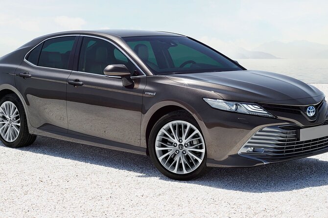 Departure Private Transfers From Kobe City to Kobe Airport UKB in Business Car - Questions?