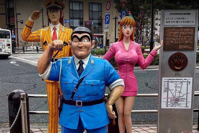 Exploring Everyday Life in Downtown Tokyo Walking With Shiba-Inu - Cultural Delights Around Every Corner