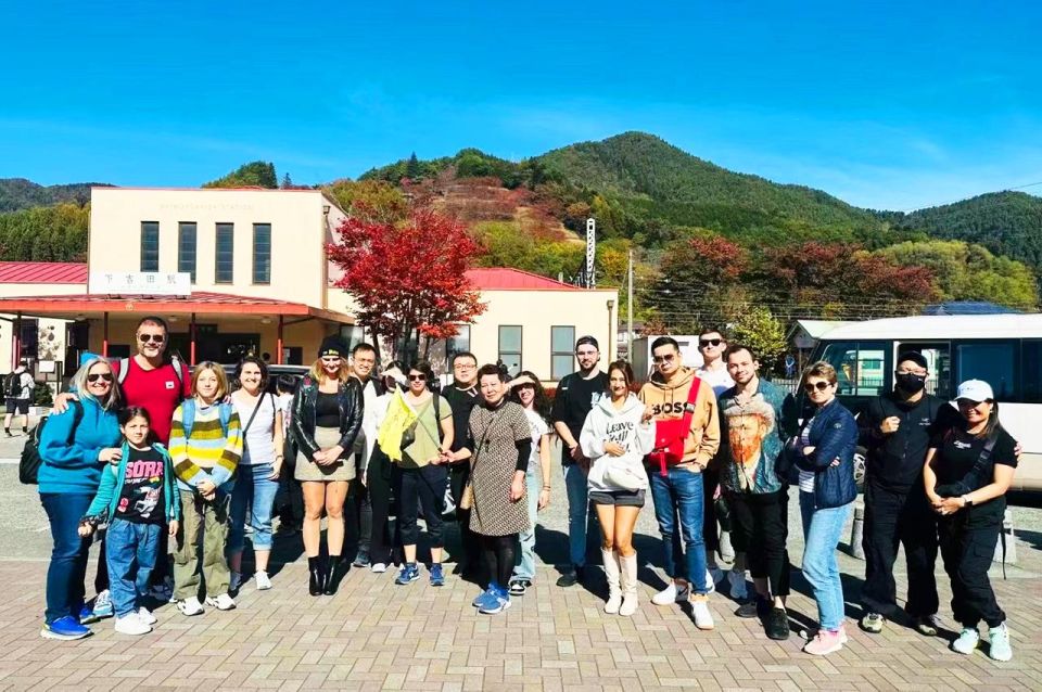 From Tokyo: Guided Day Trip to Kawaguchi Lake and Mt. Fuji - Experience