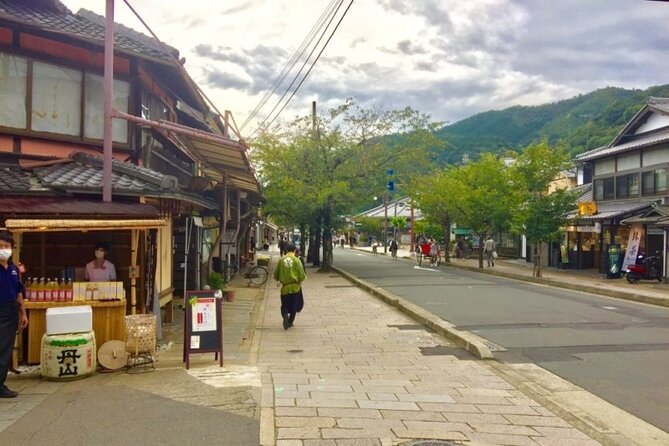 Full-Day Private Guided Tour in Kyoto, Arashiyama - Transportation Details