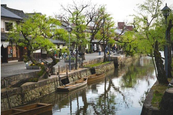 Get to Know Kurashiki Bikan Historical Quarter - Tour Capacity and Accessibility