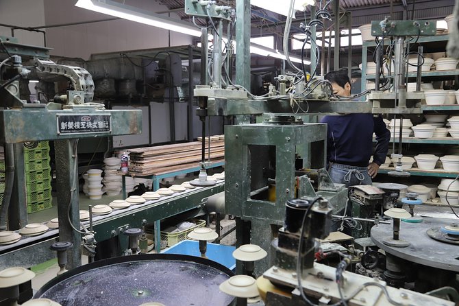 Hasami Ware Study Tour With Special Guide 400 Years History and Modern Daily Use Pottery - Lunch Inclusions