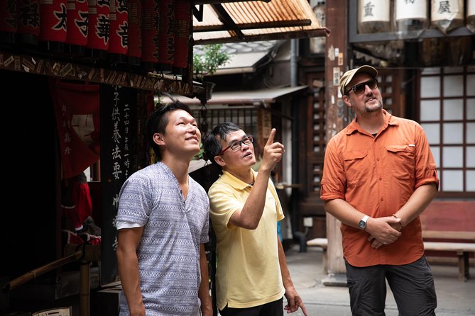 Highlights & Hidden Gems With Locals: Best of Kyoto Private Tour - Local Insights and Landmarks