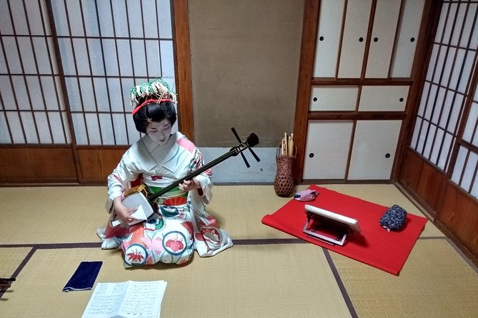 Kamakura Traditional Private Geisha Experience and Banquet Show - Meeting Point