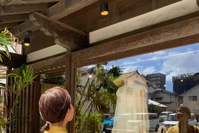 Kumamoto Castle Town Walking Tour With Local Guide - Location and Cancellation Policy