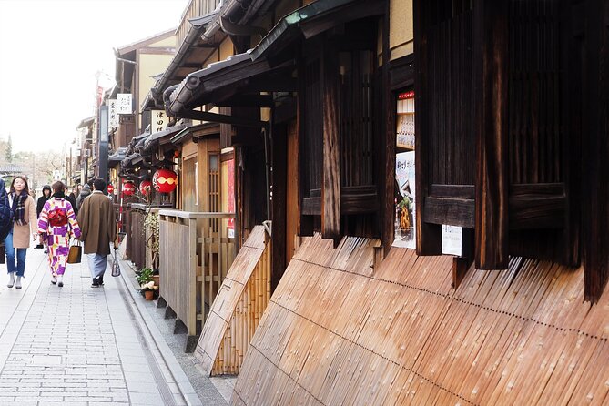 Kyoto's Higashiyama: Tradition, Art & Religion Tour - Accessibility Details