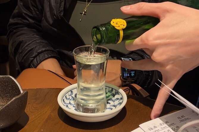 Local Bar & Izakaya Crawl in Kobe - Inclusions