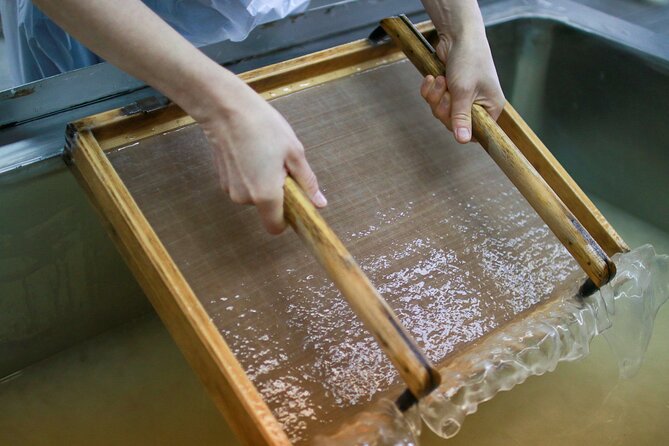 Mino Washi Lantern Making 1 Day Tour From Nagoya - Craftsmanship Experience