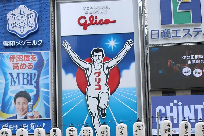 Osaka 8hr Tour From Kobe: English Speaking Driver, No Guide - Assistance With Questions and Concerns