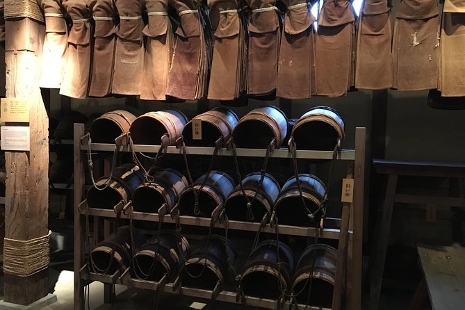 Private & Custom KOBE (HIMEJI CASTLE) Day Tour by Toyota COMMUTER (Max 13 Pax) - Pickup Logistics