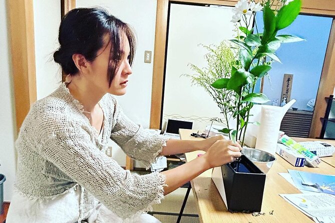 Private Ikenobo Ikebana Class at Local Teachers Home - Whats Included