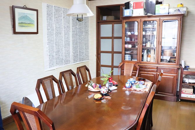 Private Japanese Cooking Class & Tofu Intro With Rita in Kyoto - Refreshments and Host