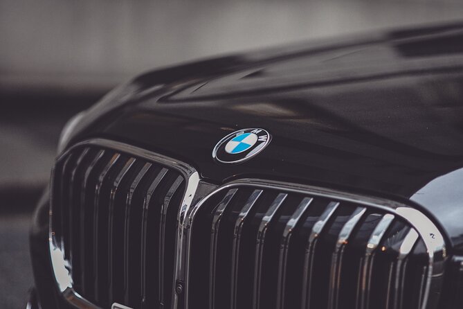 Private Long Layover Experience in Luxury SUV (9-10 Hours) - Sightseeing and Tour Highlights