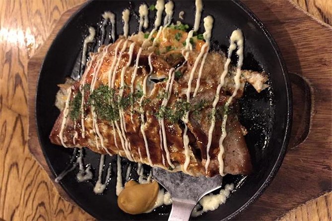 Private Tokyo Local Food and Drink Tour With a Bar Hopping Master - Guides Expertise