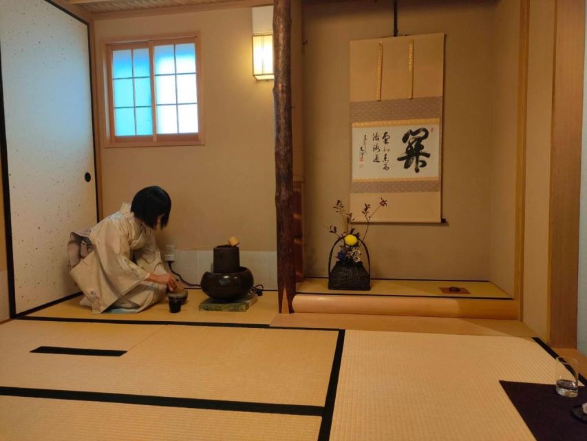 Tokyo Old Town Nostalgia Food Tour Of Yanaka Ginza - Culinary Experience