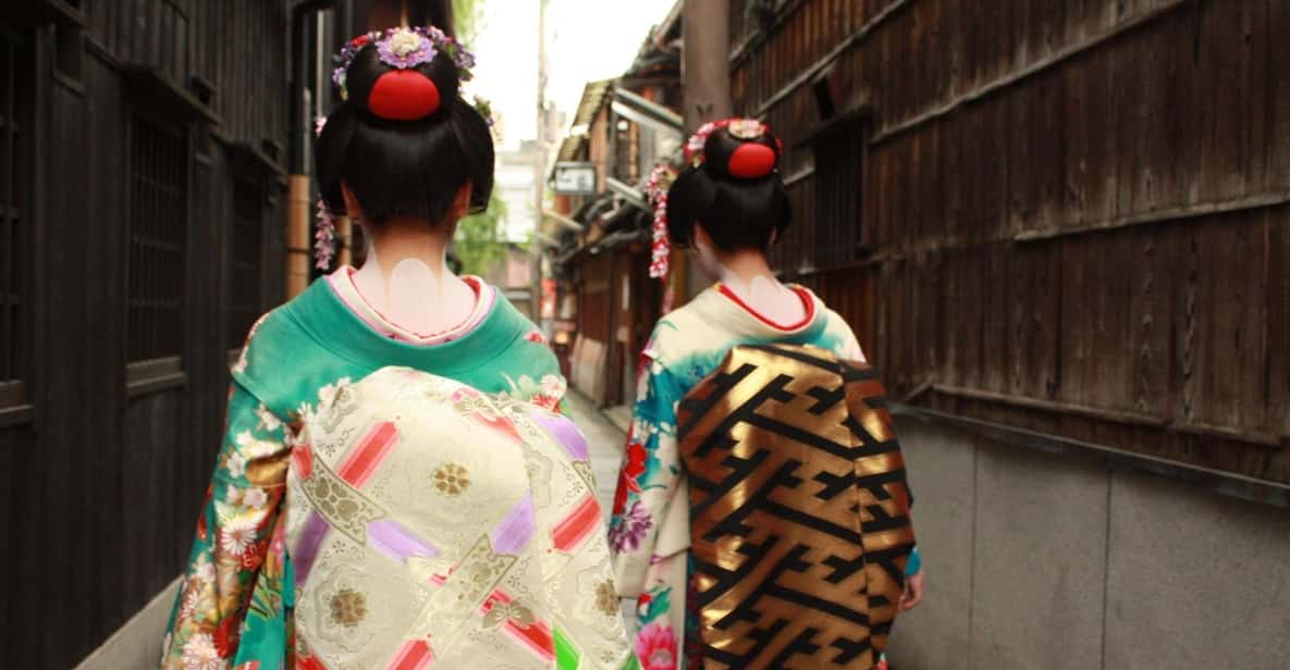 Kyoto: Gion Geisha District Walking Tour at Night - Booking