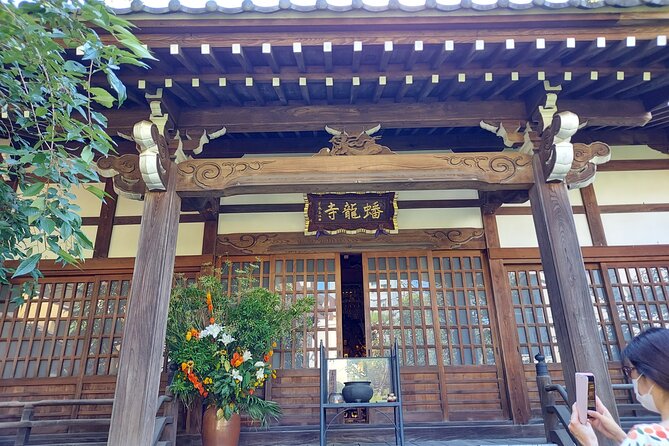 Licensed Guide Tokyo Seven Lucky Gods Temple and Shrine Tour - Logistics and Meeting Information