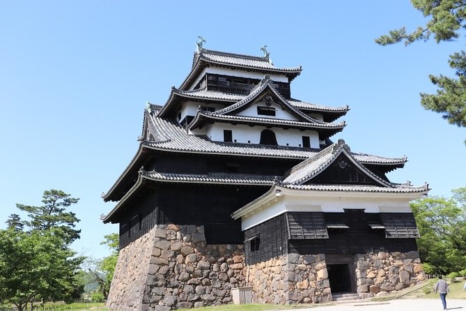 Matsue Half-Day Private Trip With Government-Licensed Guide - Local Guide Experience