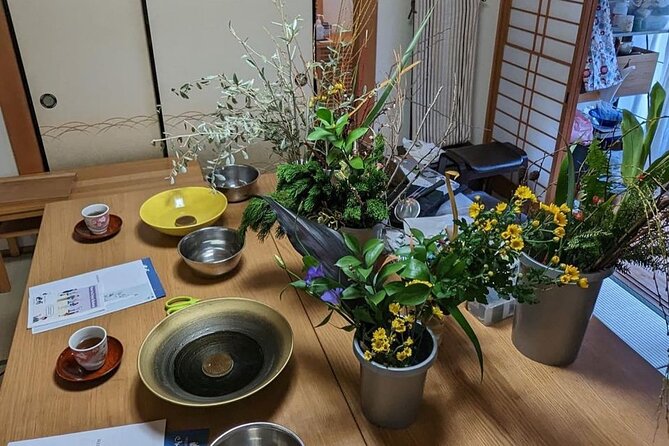 Private Ikenobo Ikebana Class at Local Teachers Home - Itinerary