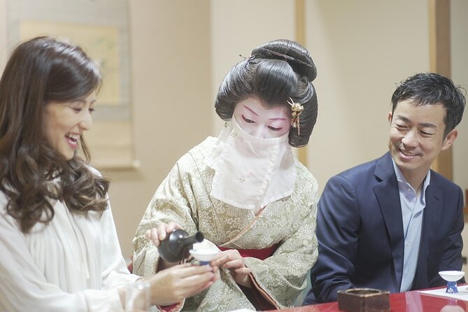 Traditional Japanese Dinner With Geisha Entertainment in Asakusa - Meeting Point and Location