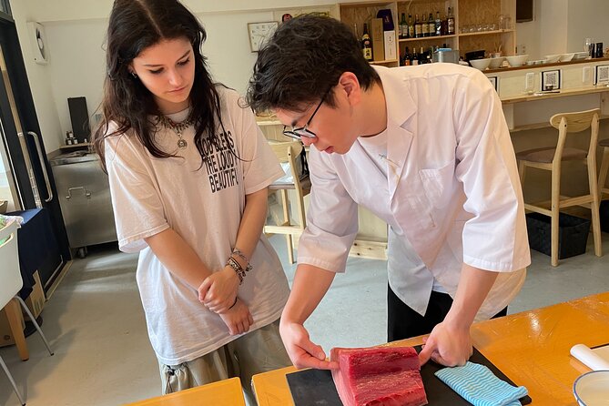 2-Hour Tuna Cutting and Sushi Small Group Workshop in Sendagi - Booking Process
