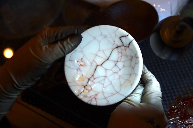 Authentic Pure Gold Kintsugi Workshop With Master Taku in Tokyo - Souvenir and Certificate of Completion