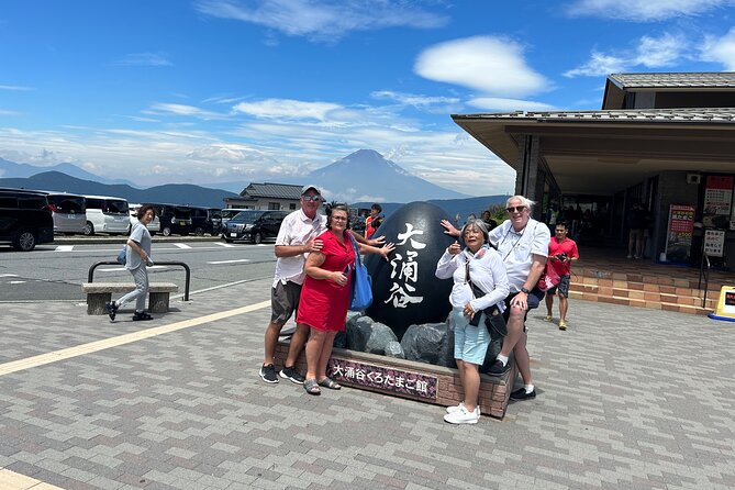 Full Day Hakone & Kamakura Tour To-And-From Tokyo Area, up to 12 - Frequently Asked Questions