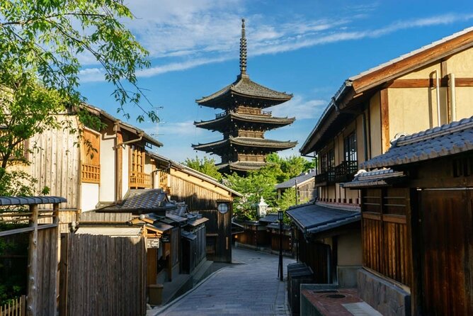 Kyoto's Higashiyama: Tradition, Art & Religion Tour - Cancellation Policy