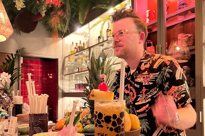 Local Bar & Izakaya Crawl in Kobe - What to Bring