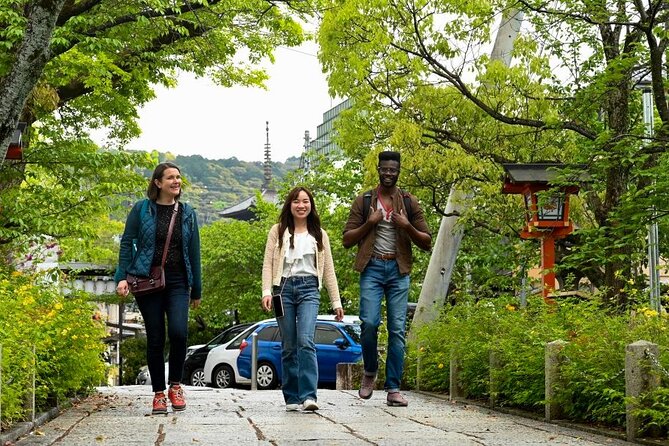 Private Kyoto Tour With a Local, Highlights & Hidden Gems, Personalised - Expert Guides and Cultural Knowledge