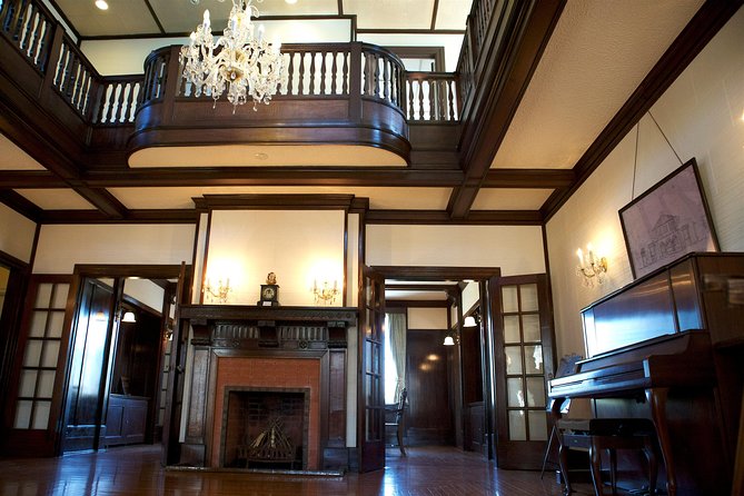 Private Yokohama Tour - History, Culture and Food - Unique Yokohama Attractions